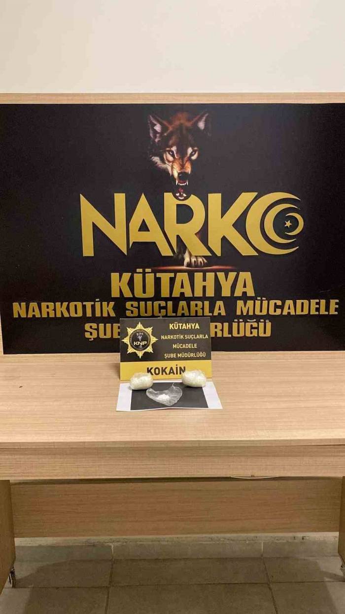 Kütahya’da Üzerinde Uyuşturucu Bulunan Yolcu Tutuklandı