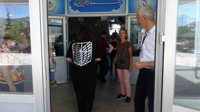 Isparta’da Yks’nin İkinci Oturumu Ayt Başladı