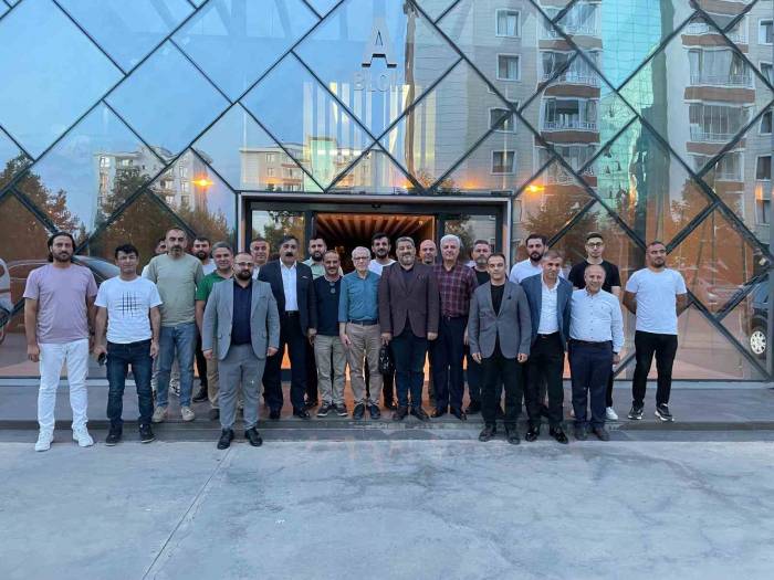 Ak Parti İl Başkanı Ocak, Gençlik Derneği ’hasbihal’ Etkinliğine Katıldı