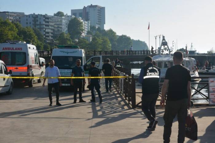 Kimliği Belirsiz Ceset Balıkçı Limanından Çıkarıldı