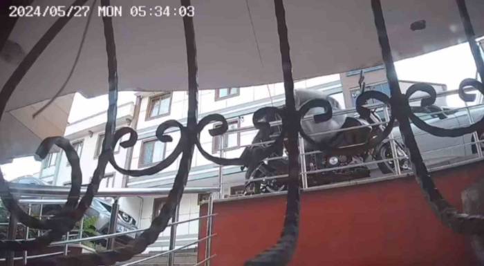 Ataşehir’de Branda Hırsızlığı