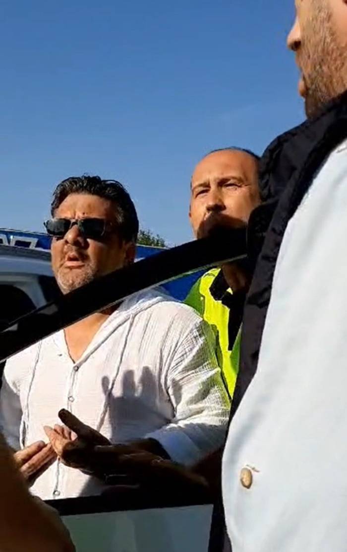 Sınava Yetişmek İsteyen Kızın Babası İle Polisler Arasında Tartışma