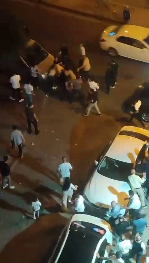 Esenyurt’ta Çocukların Telefon Kavgasında Ortalık Böyle Karıştı