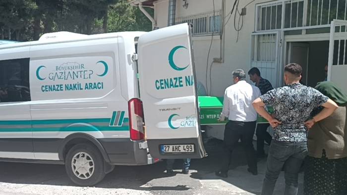 16 Yaşındaki Genç Serinlemek İçin Girdiği Barajda Boğuldu