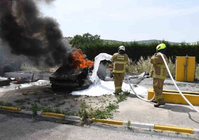 Balıkesir İtfaiyesi Her Geçen Gün Kalitesini Artırıyor