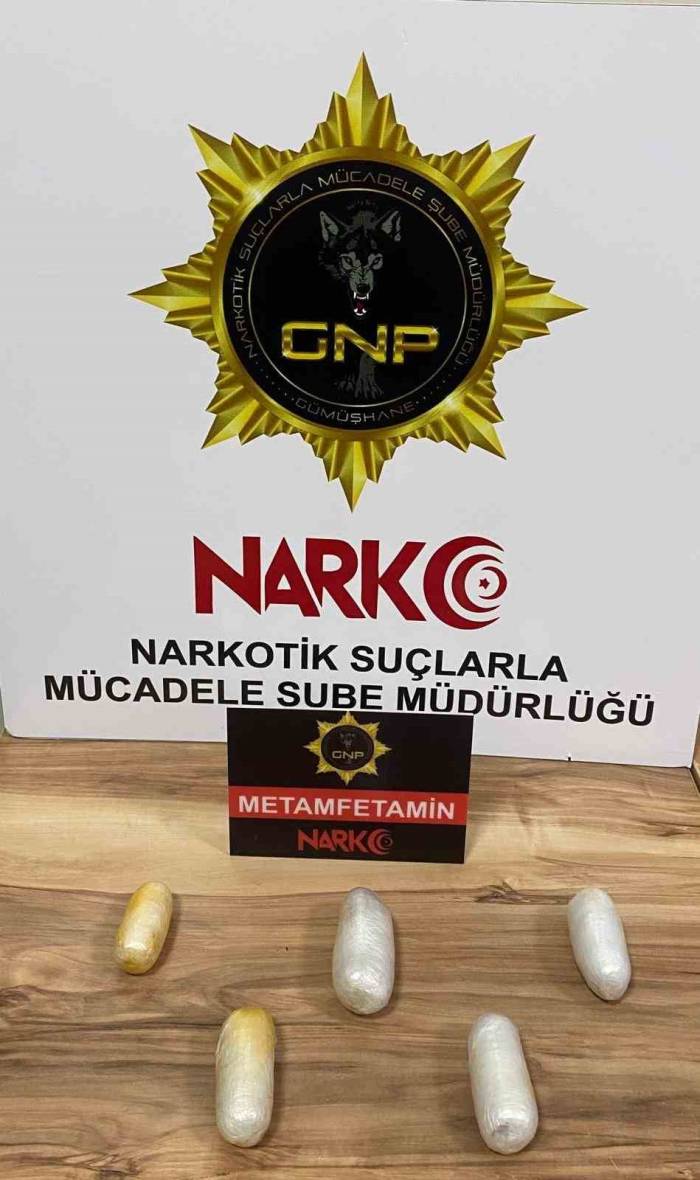 Gümüşhane’de Bağırsaklarında Uyuşturucu Kaçırmaya Çalışırken Yakalanan Şahıs Tutuklandı