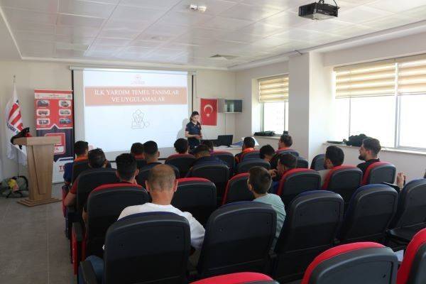 Kars’ta Afad Personeline İlk Yardım Eğitimi