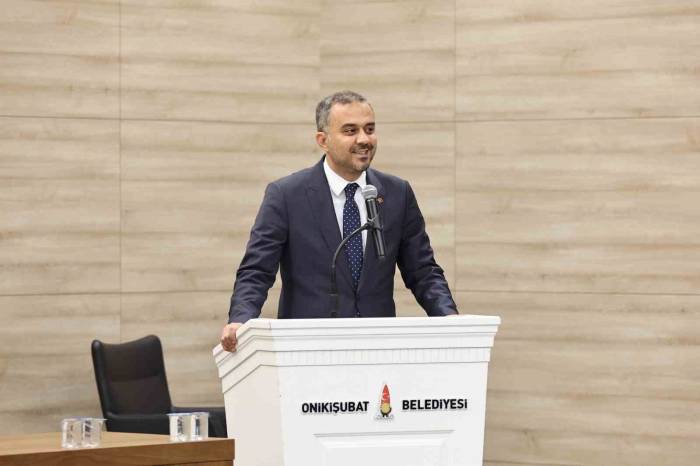 Başkan Toptaş’tan Bayram Öncesi Belediye Personeline Zam Müjdesi