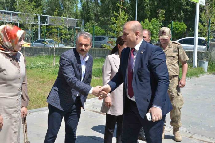 Patnos’ta El Emeği Göz Nuru Sergisi