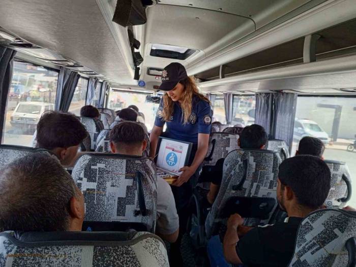 Bayram Öncesi Sürücüler Ve Yolcular Uyarıldı