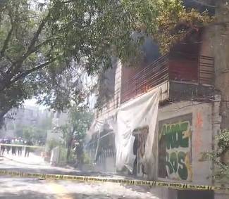 Metruk Binada Çıkan Yangın Paniğe Neden Oldu