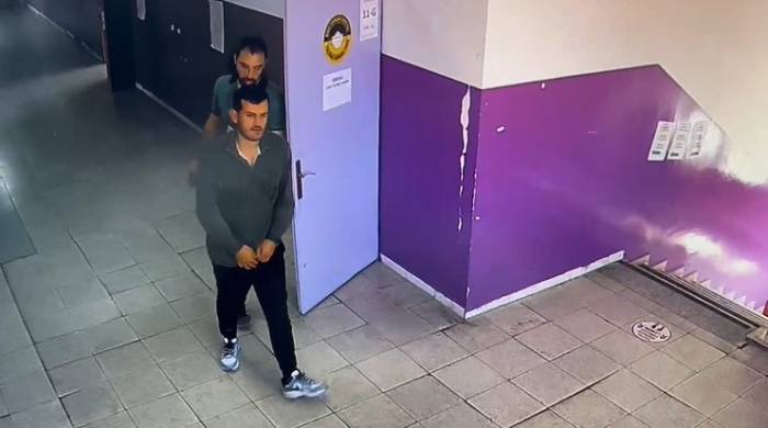 Yks’de Yapay Zeka İle Kopya Çeken Şahısın Okuldaki Güvenlik Kamerası Görüntüleri Ortaya Çıktı