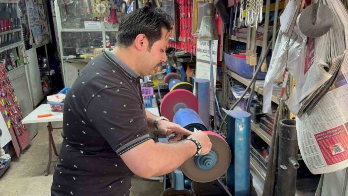 Bıçakçılarda Kurban Bayramının Yoğunluğu Başladı