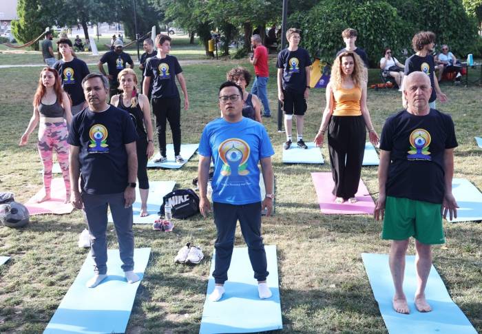 Yoga Günü’nü Birlikte Kutladılar