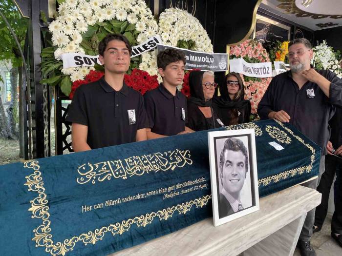 Yeşilçam’ın Usta Oyuncusu Murat Soydan Son Yolculuğuna Uğurlandı