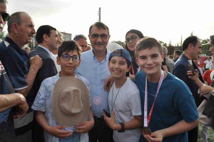 Ak Parti’nin Geleneksel Bayramlaşma Programı Gerçekleştirildi