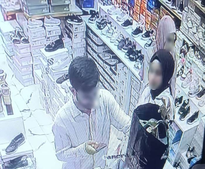 Arnavutköy’de Bayram Öncesi Mağaza Sahibini "Sahte İban" Yöntemiyle Dolandırdılar