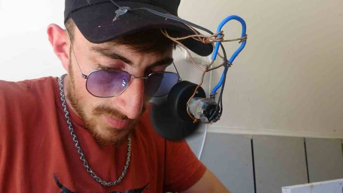 Sıcaktan Ve Nemden Bunalan Trabzonlu Böyle Serinliyor