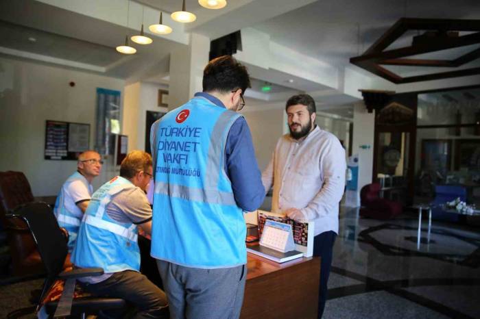 Diyanet Vakfı Bayramın Birinci Günü De Vekalet Yoluyla Kurban Bağışı Alacak