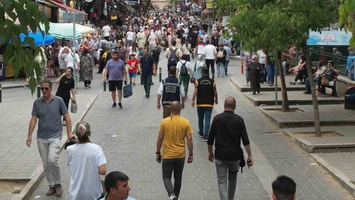 Bursa’da Bayram Öncesi Polis Kuş Uçurtmadı