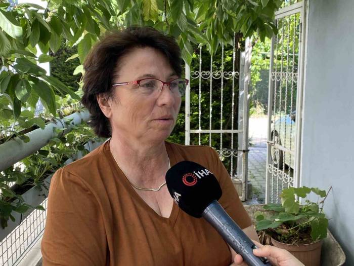 Baba Özer Aci, Oğlunun Mezarını Ziyaret Etti: "Oğluma Müjdeledim, Rahat Uyu Diyebilmek Çok Güzel"