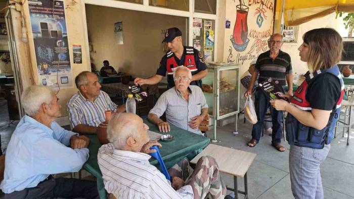 Kuyucak’ta Jandarma Orman Yangınlarına Dikkat Çekti