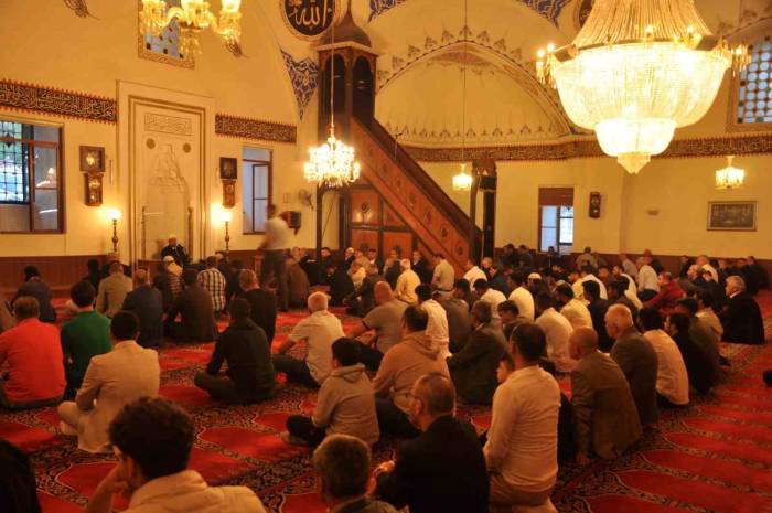 Bolu’da 650 Yıllık Bayramlaşma Geleneği