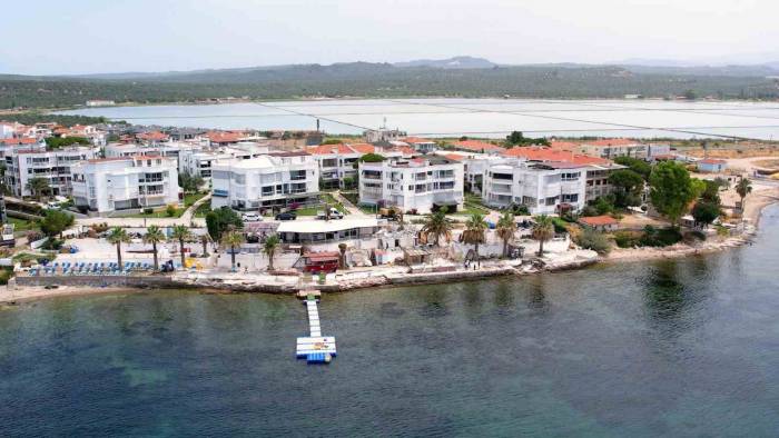 Çevre, Şehircilik Ve İklim Değişikliği Bakanlığı, Vatandaşın Denizlere Erişiminin Önündeki Engelleri Hızla Kaldırıyor