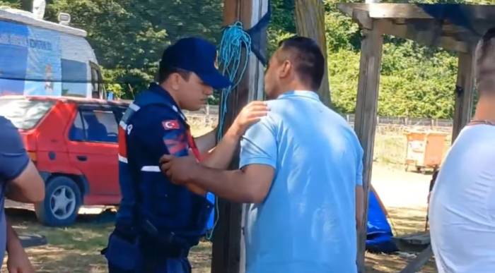 Karadeniz’e Giren 16 Yaşındaki Çocuk Kayboldu