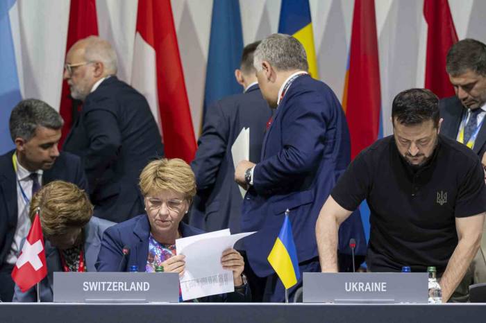 Ukrayna Barış Konferansı 2. Gününde