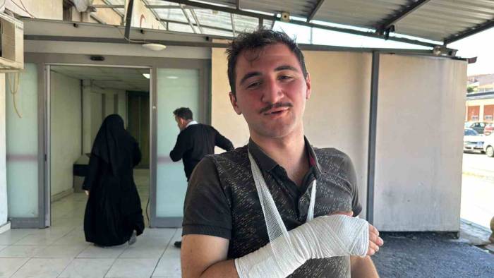 Bu Sene De Şaşırtmadılar: Acemi Kasaplar Soluğu Hastanede Aldı