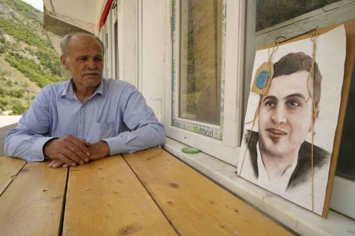 Şehit Necmettin Öğretmensiz 7. Babalar Günü Babası İçin Buruk Geçiyor