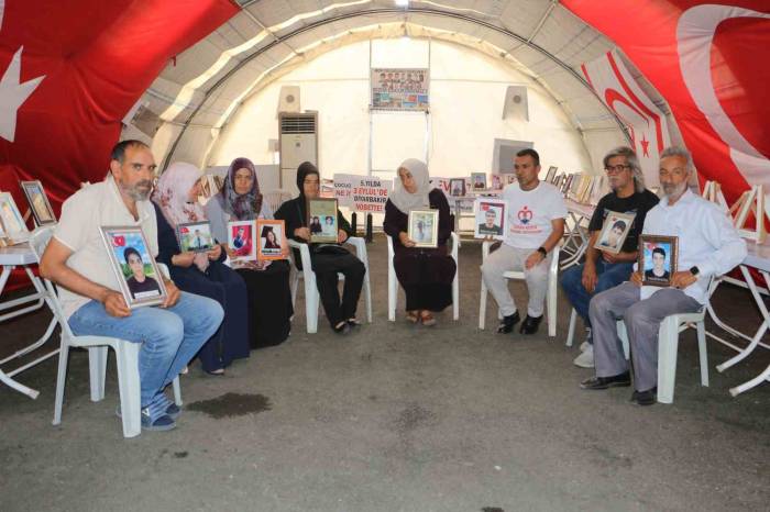 Evlat Nöbetindeki Ailelerin Bayramı Buruk Geçiyor