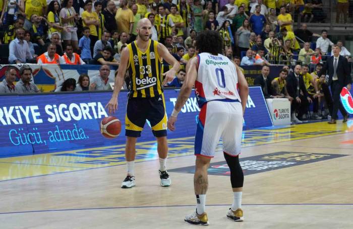 Fenerbahçe, Nick Calathes İle Yollarını Ayırdı