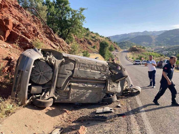 Otomobil Takla Attı: 3 Yaralı