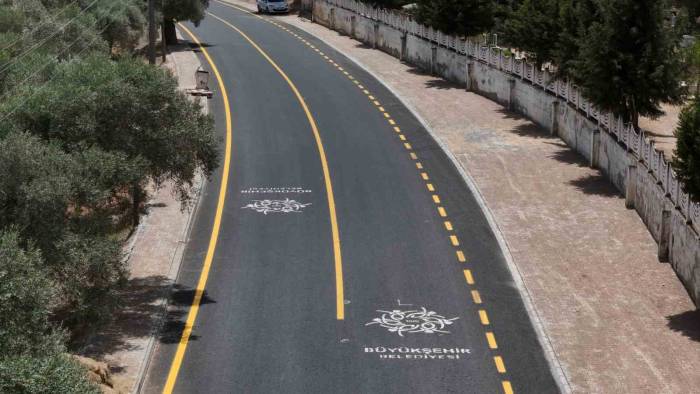 Büyükşehir, Nazilli Dereağzı Caddesi’ni Yeniledi