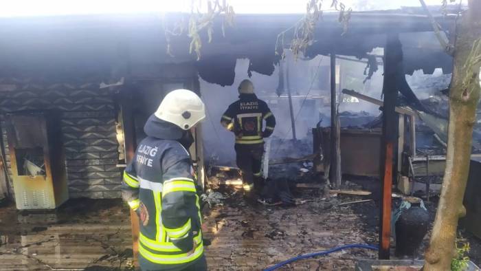 Elazığ’da Korkutan Yangın