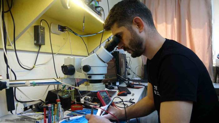 Uzmanından Uyarı: "Kalitesiz Bataryaların Sıcak Havada Patlama Riski Bulunuyor"