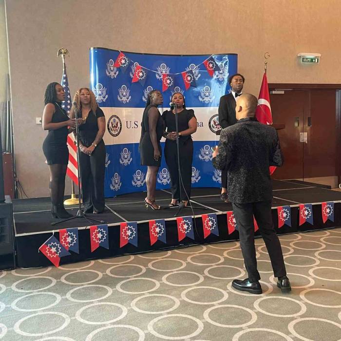 Abd Türkiye Misyonu, Juneteenth’i Adana’da Kutladı