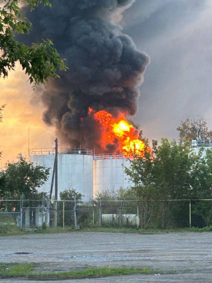 Rusya’da İki Petrol Rafinerisine Dron Saldırısı