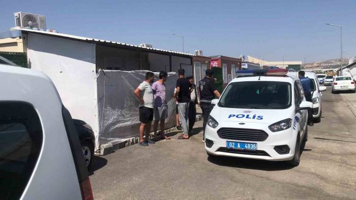 İki Grup Arasında Kavga: 1 Yaralı