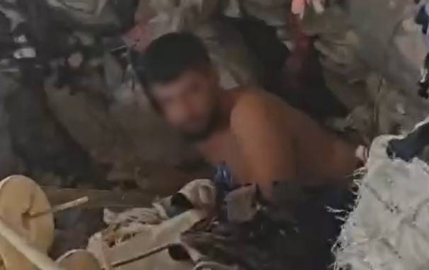 Cezaevi Firarisi Saklandığı Çorap Çuvalları Arasında Yakalandı