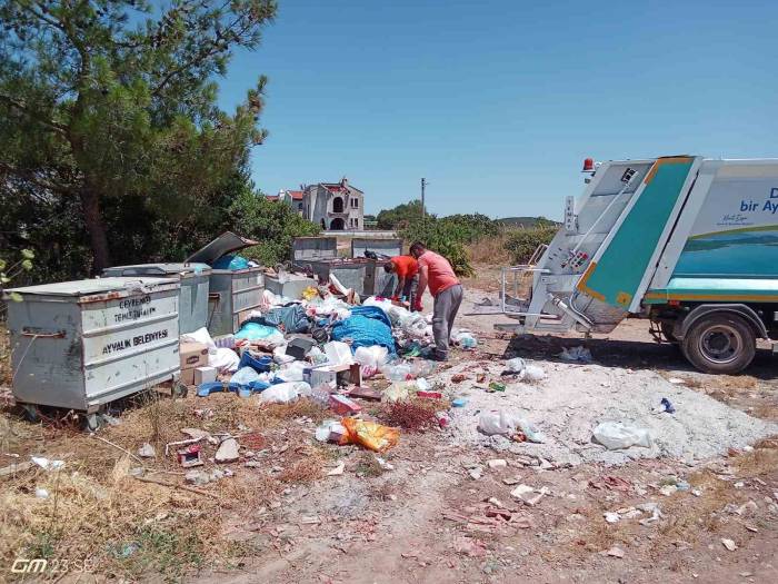 Ayvalık’ta Belediye Ekipleri 4 Günde 3 660 Ton Çöp Topladı