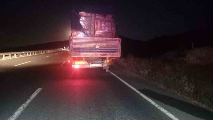 Tır İle Çarpışan Motosiklet Sürücüsü Hayatını Kaybetti