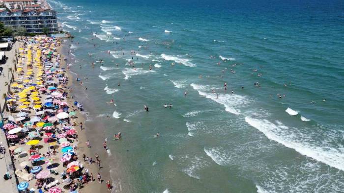 Tekirdağ Sahillerinde Bayram Tatili Yoğunluğu Devam Ediyor