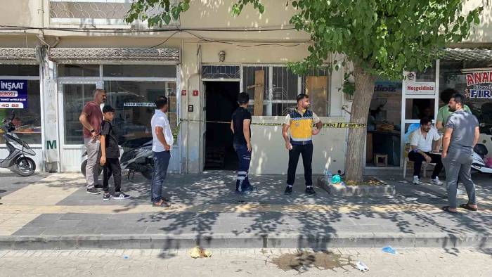 Yalnız Yaşayan Adam Evinde Ölü Bulundu