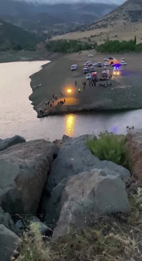 Serinlemek İçin Girdiği Gölette Boğuldu