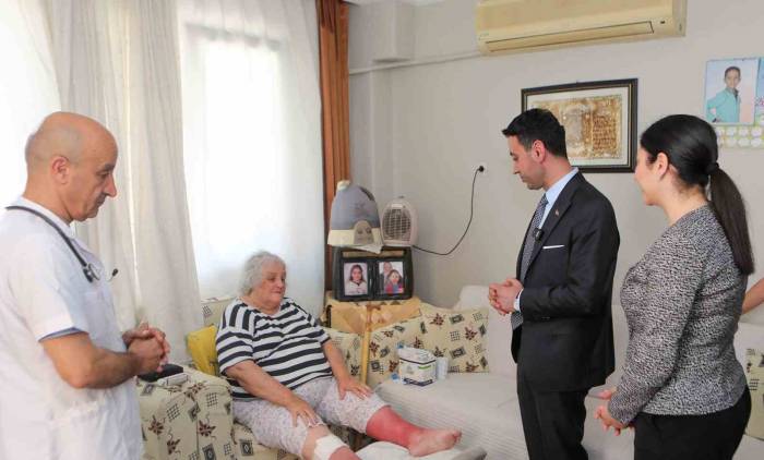 Bayraklı’da Evde Bakım Hizmeti Başladı