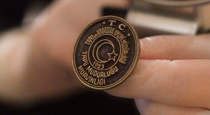 Bakan Özhaseki: "Tarihin Kadim Tanığı 884 Parça Mührü İnceledik, Literatürdeki Yerini Belirledik"