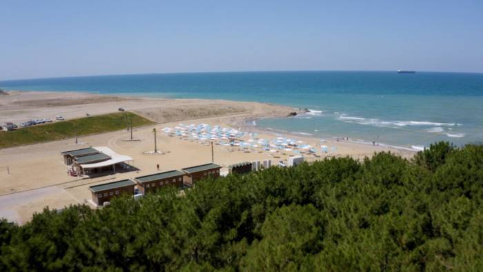 İstanbul’un Merkezindeki Çiftalan Plajı’nda Sezon Açıldı